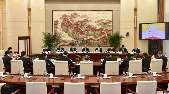 習(xí)近平首次提出：支持有條件的企業(yè)率先碳達(dá)峰！-